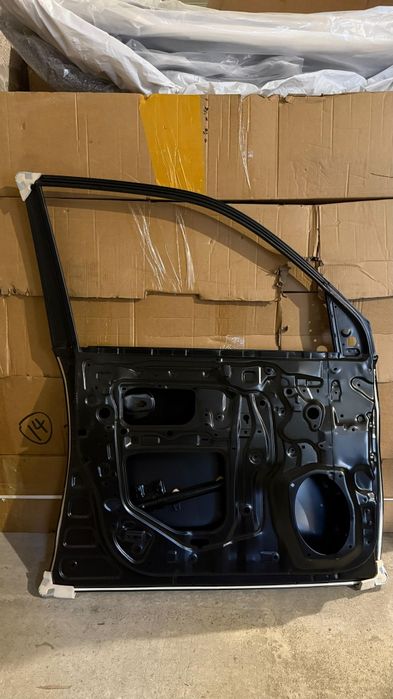 Дверь Land Cruiser 200