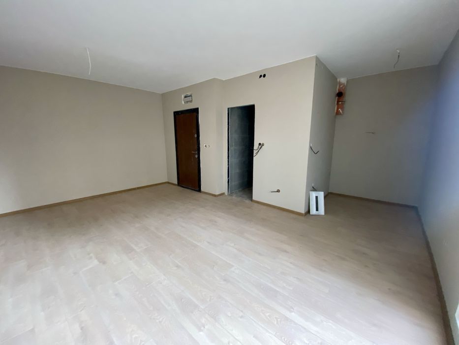 Продава се Двустаен апартамент в Разлог - 74 кв.м за 552 €/кв.м - Снимка #2