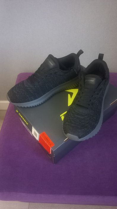 Продам кросовки Demix Tsunami 6