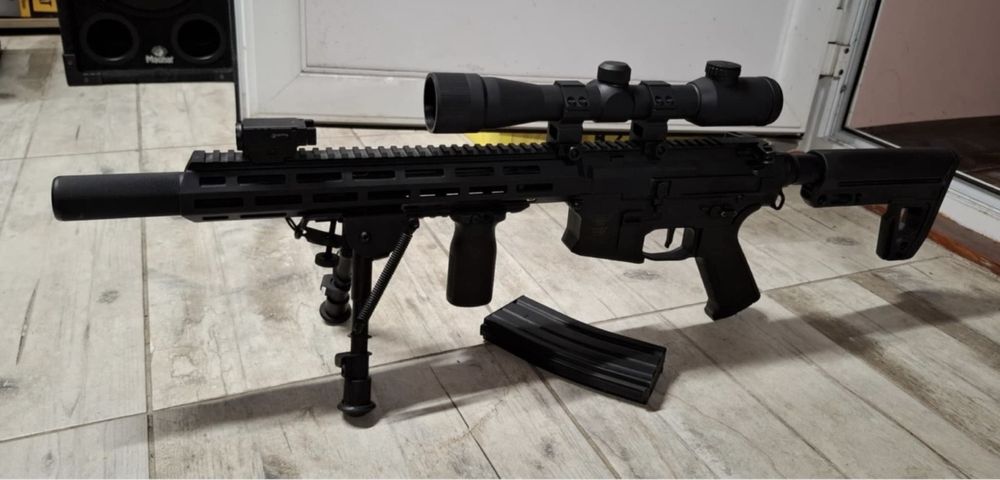 Bolt Airsoft B4 Knights Armament SR-16 URH 3.1 , Dauble Eagle M904H