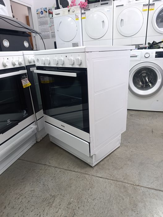 ГОТВАРСКА Печка с керамичен плот Electrolux VOSS