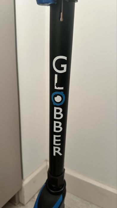 Самокат для  мальчика Globber