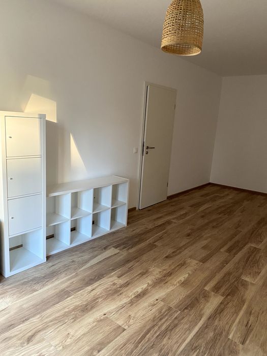 Închiriez apartament 2 camere Avantgarden 3 faza 4