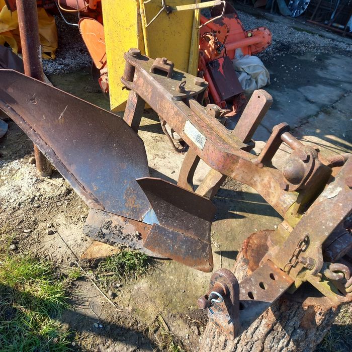 Plug și scarificator de vânzare