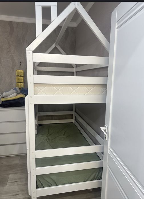 Продам кровати детские