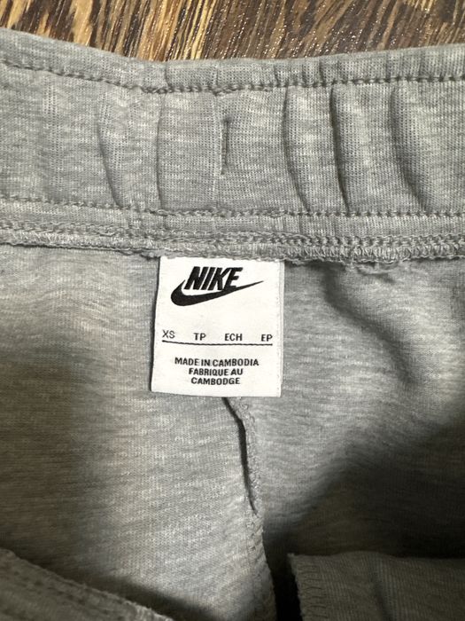 Nike Tech Fleece XS