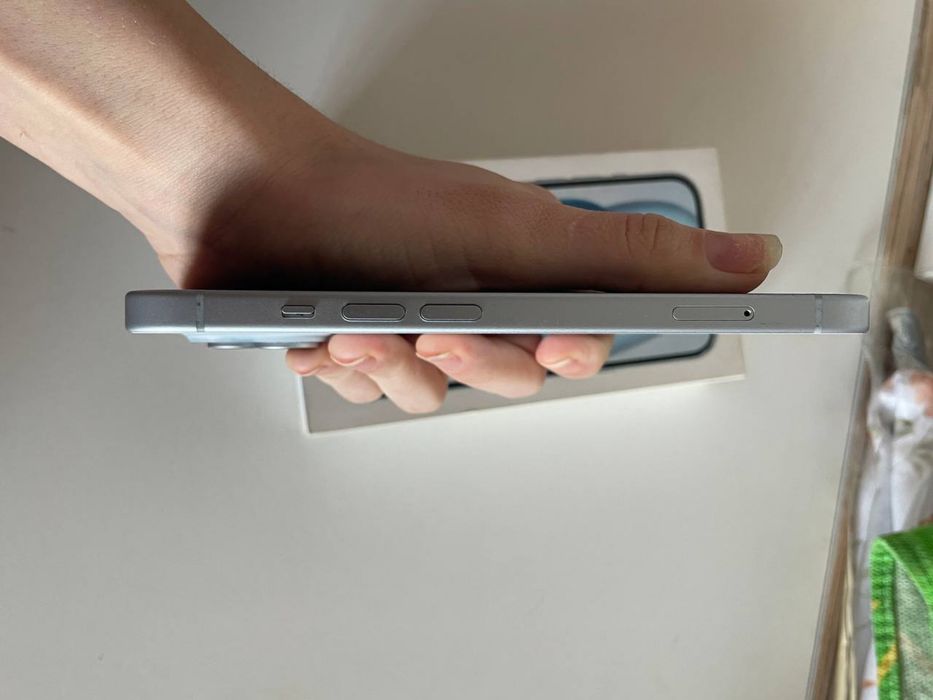 Айфон 15 в отличном состоянии