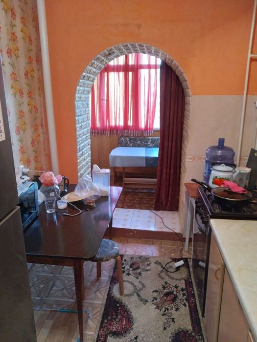 Продаётся квартира 3-х комнатная.