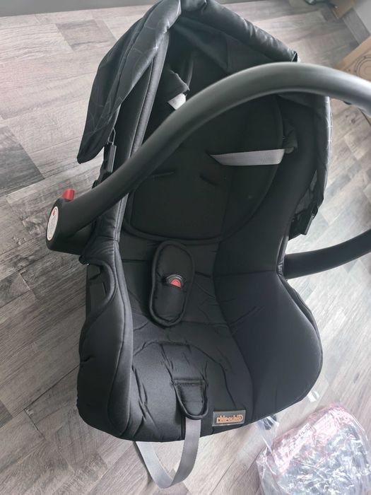 Бебешко столче за кола