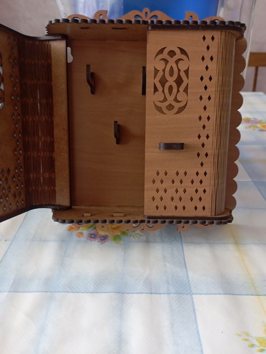 Ключница,  шкафчик для ключей