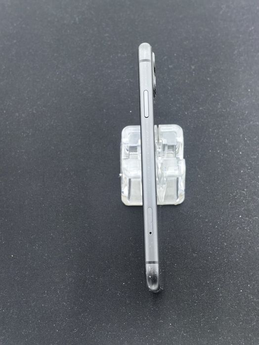 Apple iPhone 11 64 GB ID-tax263