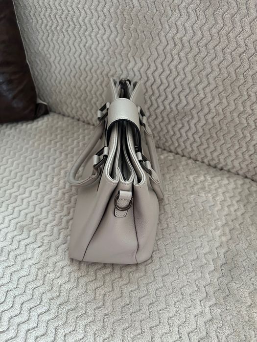 Дамска чанта - естествена кожа