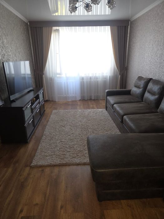 Продам! 2 ком.кв район СКГУ Ленинградка