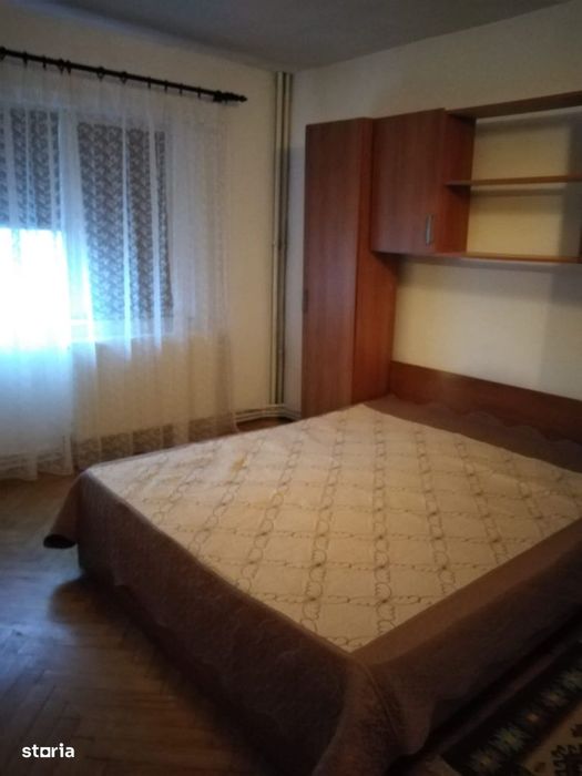 Vând apartament 2 camere cartier Micro 3 orașul Buzău — fotografia 3