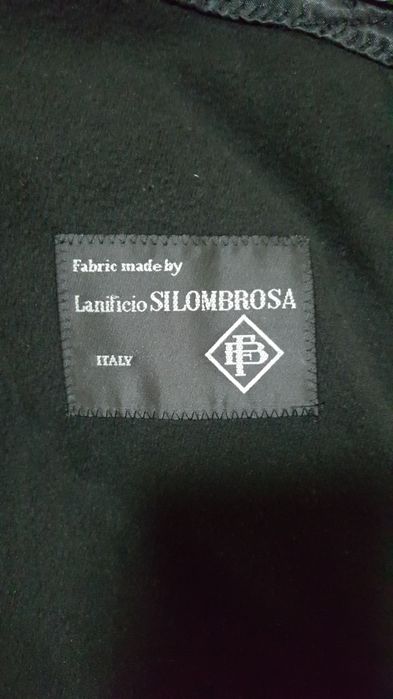 Пальто современное, черное, красивое