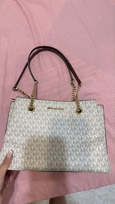 Продам оригинальную сумку Michael Kors