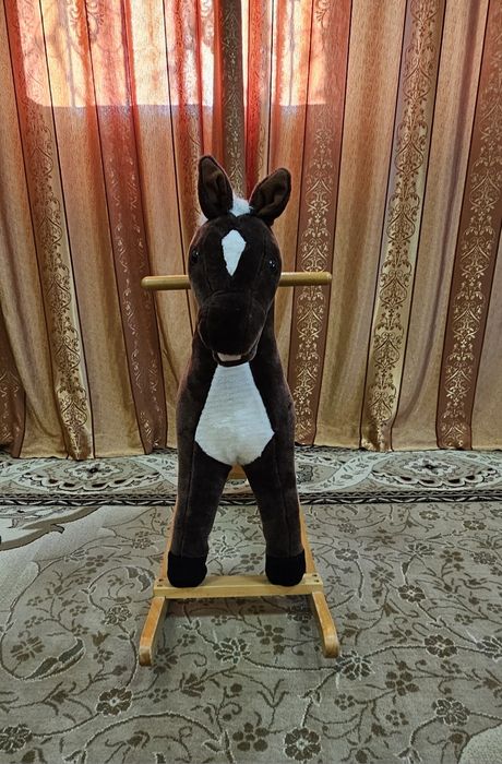 Продам лошадь качалку!