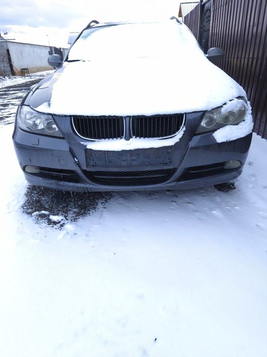 Vând faruri xenon BMW e90, e91 nonfacelit