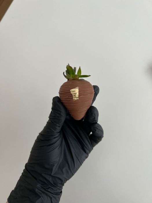 клубника в шоколаде