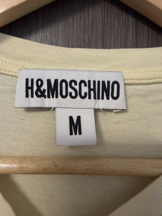 Тениска H&M x Moschino