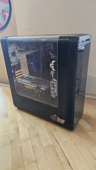 Геймърски Компютър + Монитор (Rx 580 8GB, 16GB DDR4 2133Mhz, i7-5830K)