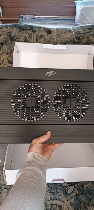 Продам кулер для ноутбука.