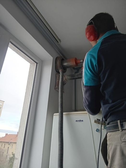 Carotare beton gaura hota