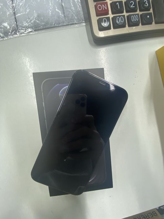 Продам iphone 12 pro max 256gb