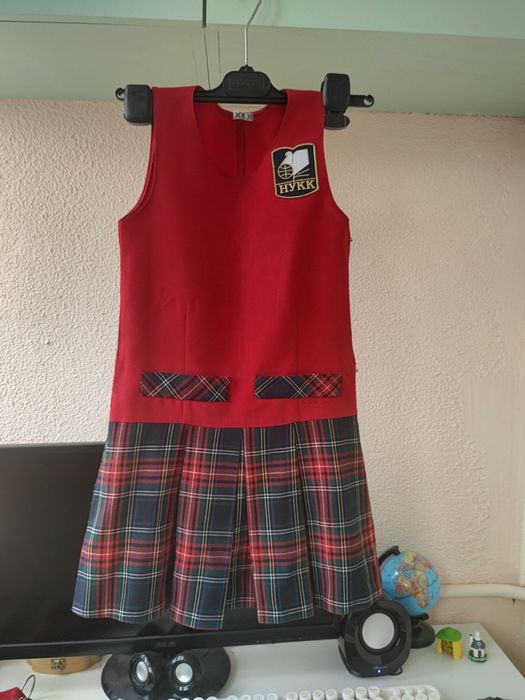 НУКК Униформи Италиански лицей