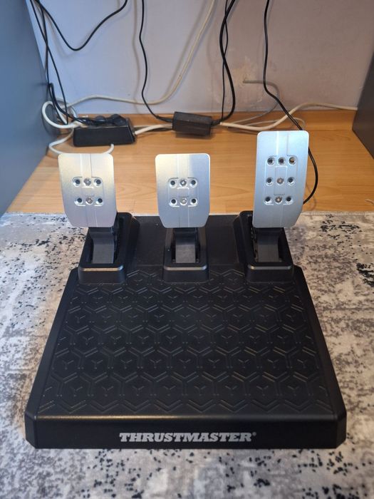 Волан Thrustmaster T248R + скоростен лост TH8S