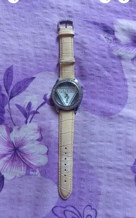 Ceas guess super