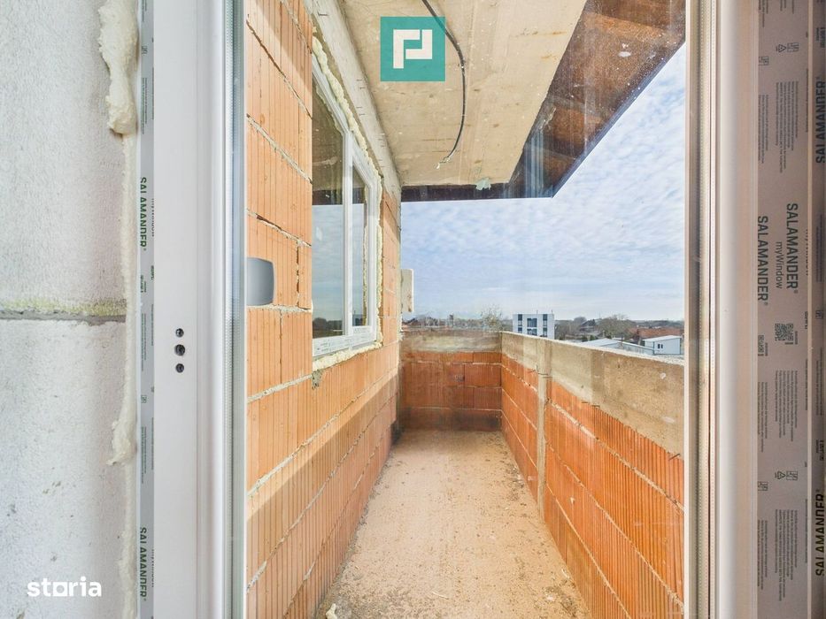 Penthouse cu terasă generoasă, în centrul Chișodei