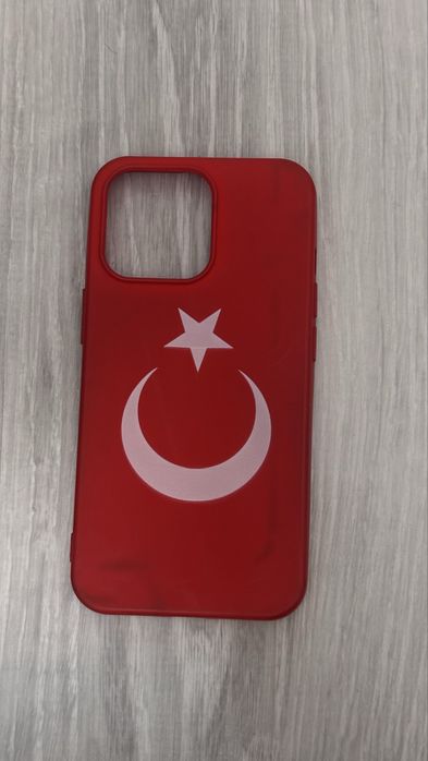Продам чехлы для IPhone 13 pro