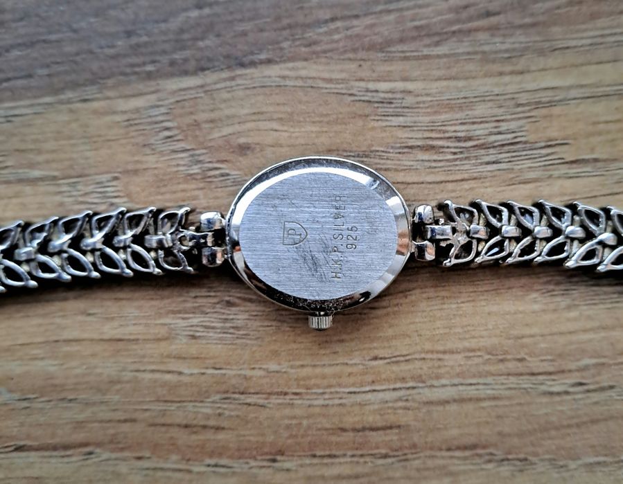 Vând ceas de argint, brățară mica