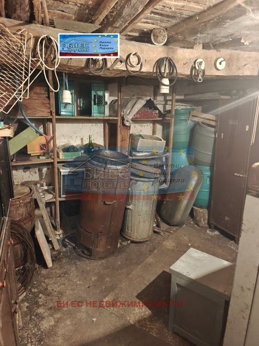 Къща в с. Вискяр 84 м² и двор 603 м²