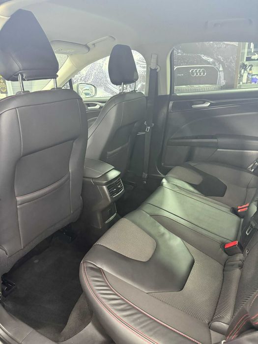 Ford Mondeo 2.0 BITurbo 210cp