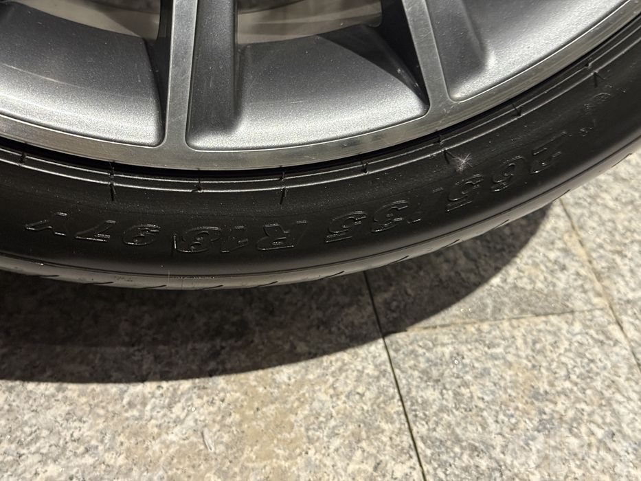 Продаю диски Mercedes-Benz R18 с комплектом шин