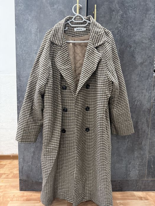 Пальто размер 48 новая