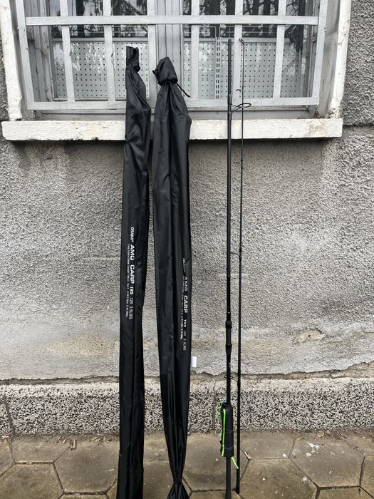 карбонови шаранджийски въдици на две секции