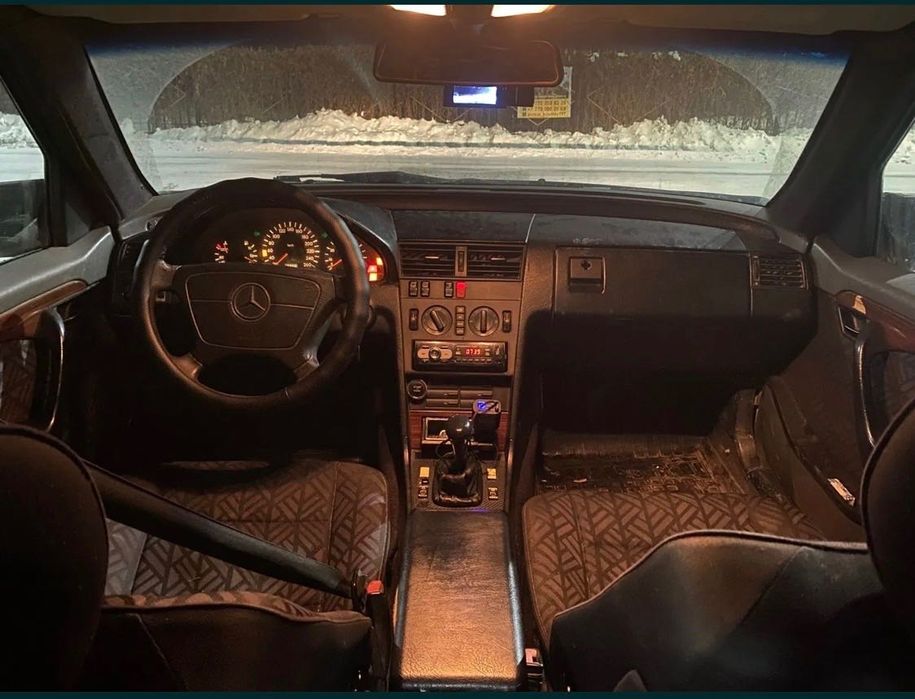 Продам Мерседес 180с