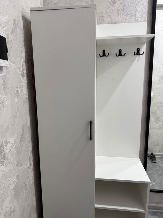 Шкаф для прихожей