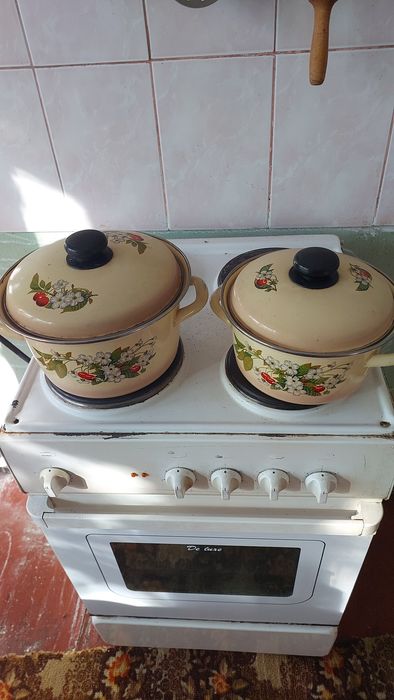 Продам кастрюли по 500 тенге