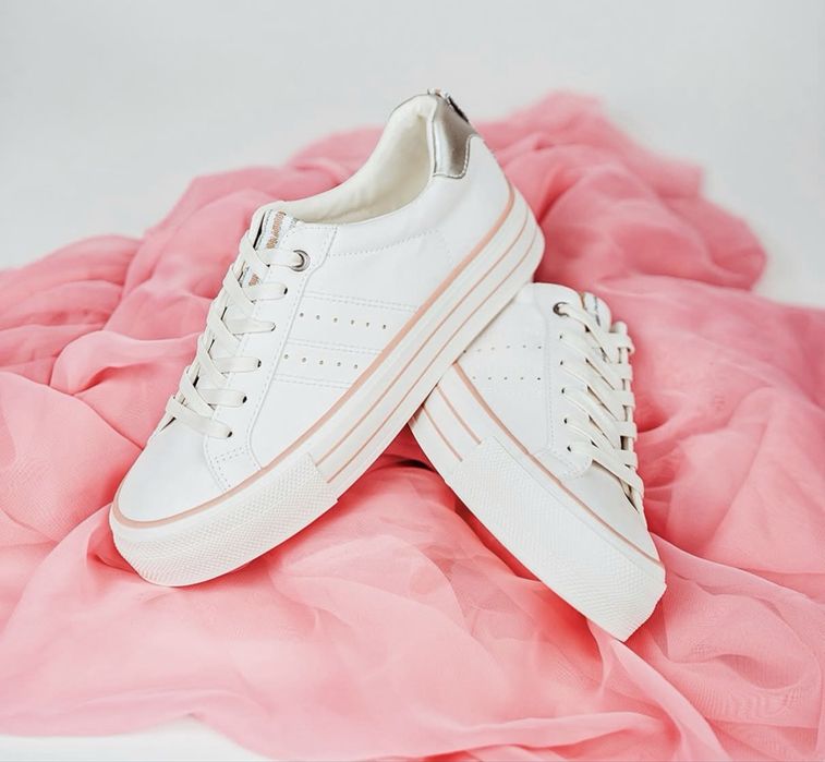 Дамски обувки / кецове