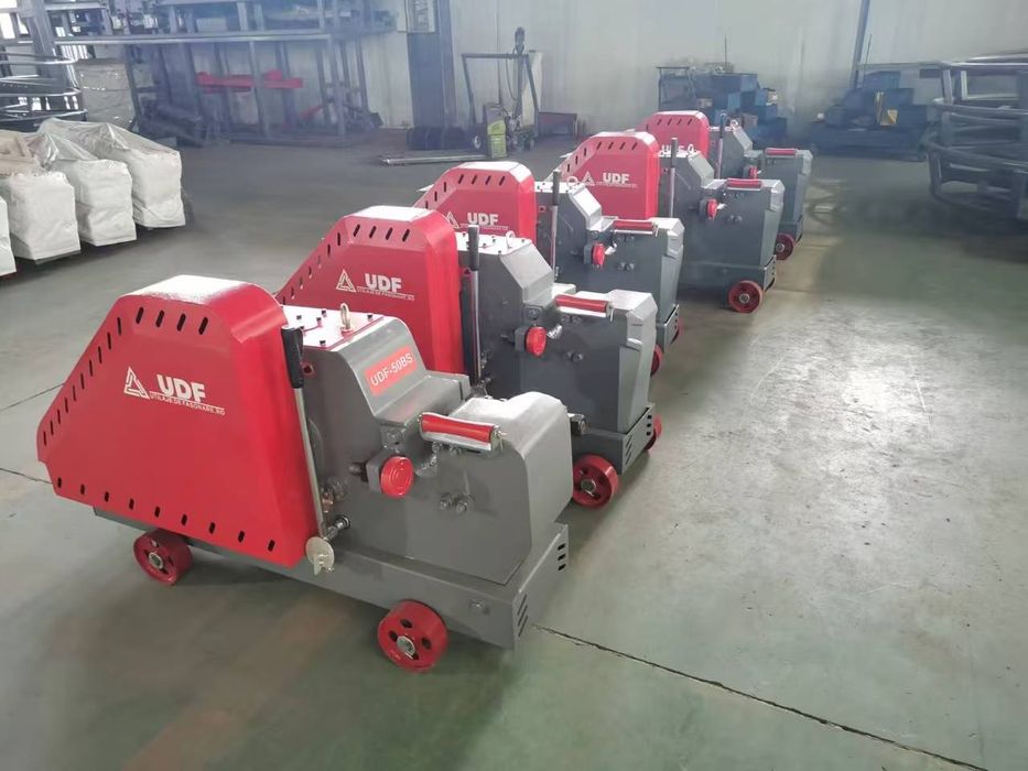 Masina de debitat otel beton UDF 50 BS, ghilotina fier beton