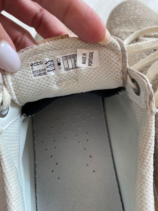 Сникърси ECCO като нови ест. кожа-номер 40- подходящи и за ном.39
