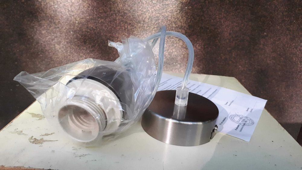 Lustra tip pendul, moderna, cu dulie E27, noua, nefolosita