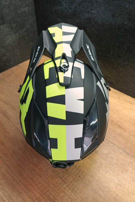 Каска шлем за мотокрос, колело (велосипед), скутер, тротинетка