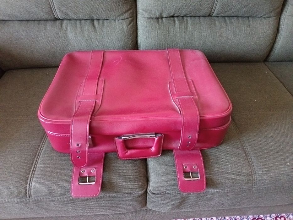 Чемодан советский