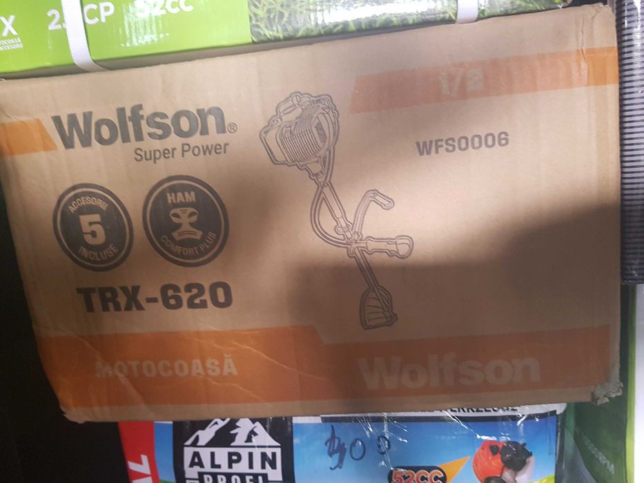 Motocoasa   , 6.2CP.. cu acessori ..