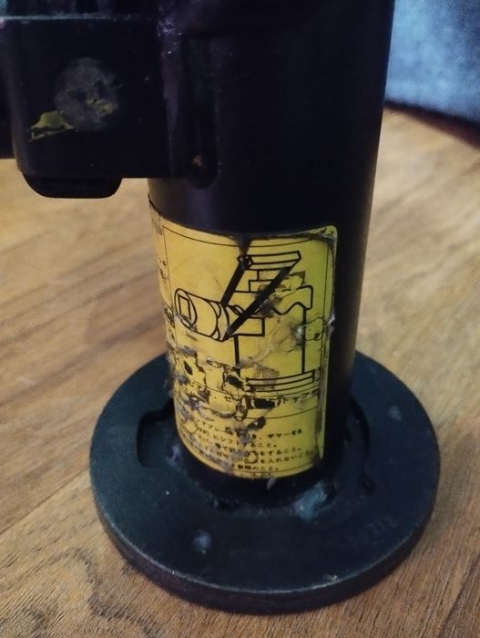 Домкрат японский продам.